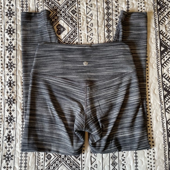 Lululemon Align Crop 21” - Picture 2 of 4